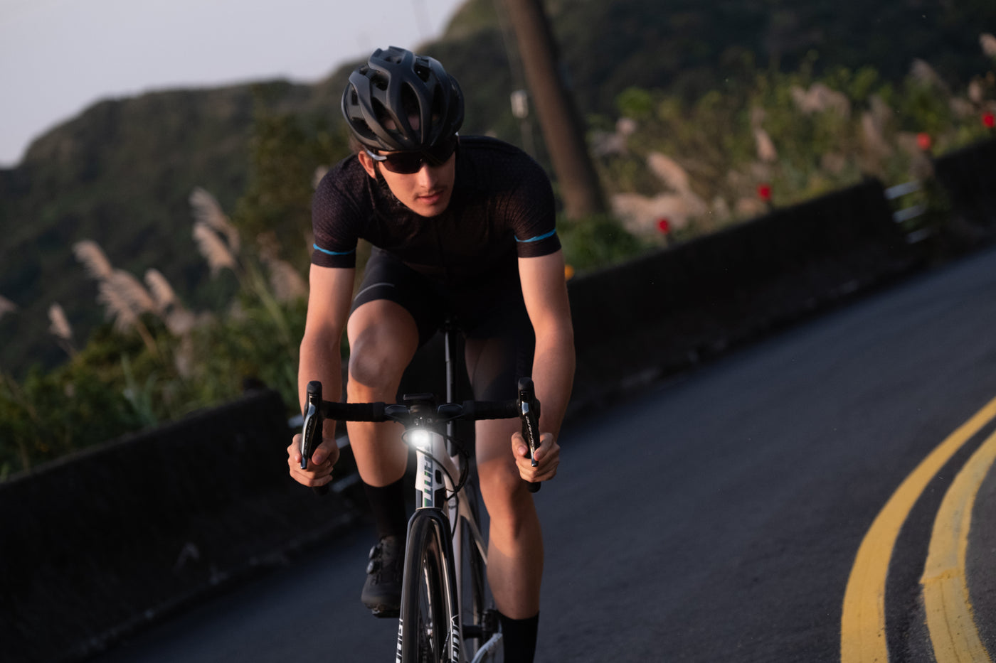GIANT RECON HL 100 FRONT LIGHT