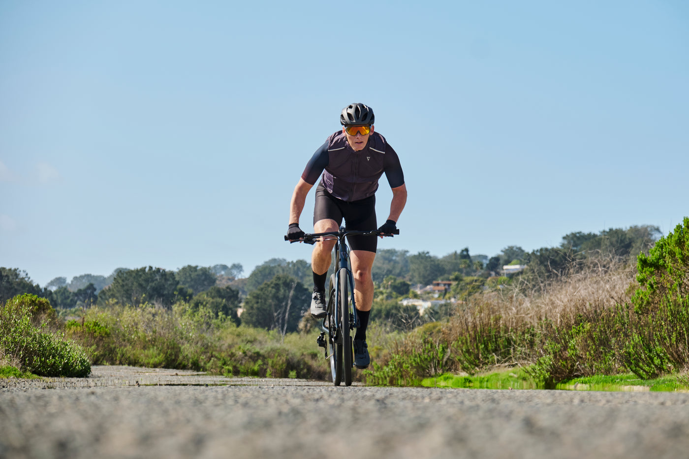 2025 GIANT FASTROAD AR 2