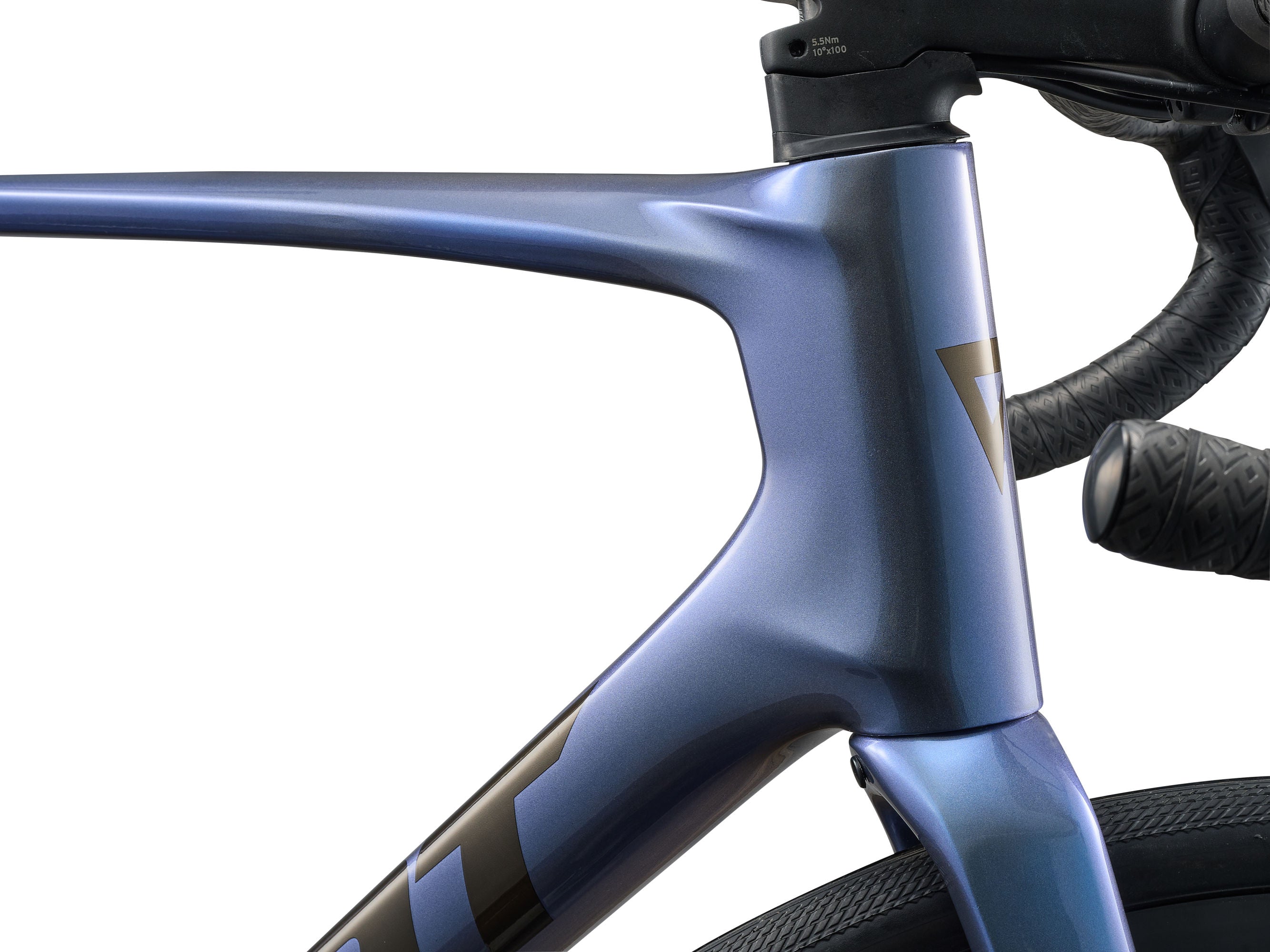 2026 GIANT DEFY ADVANCED 1