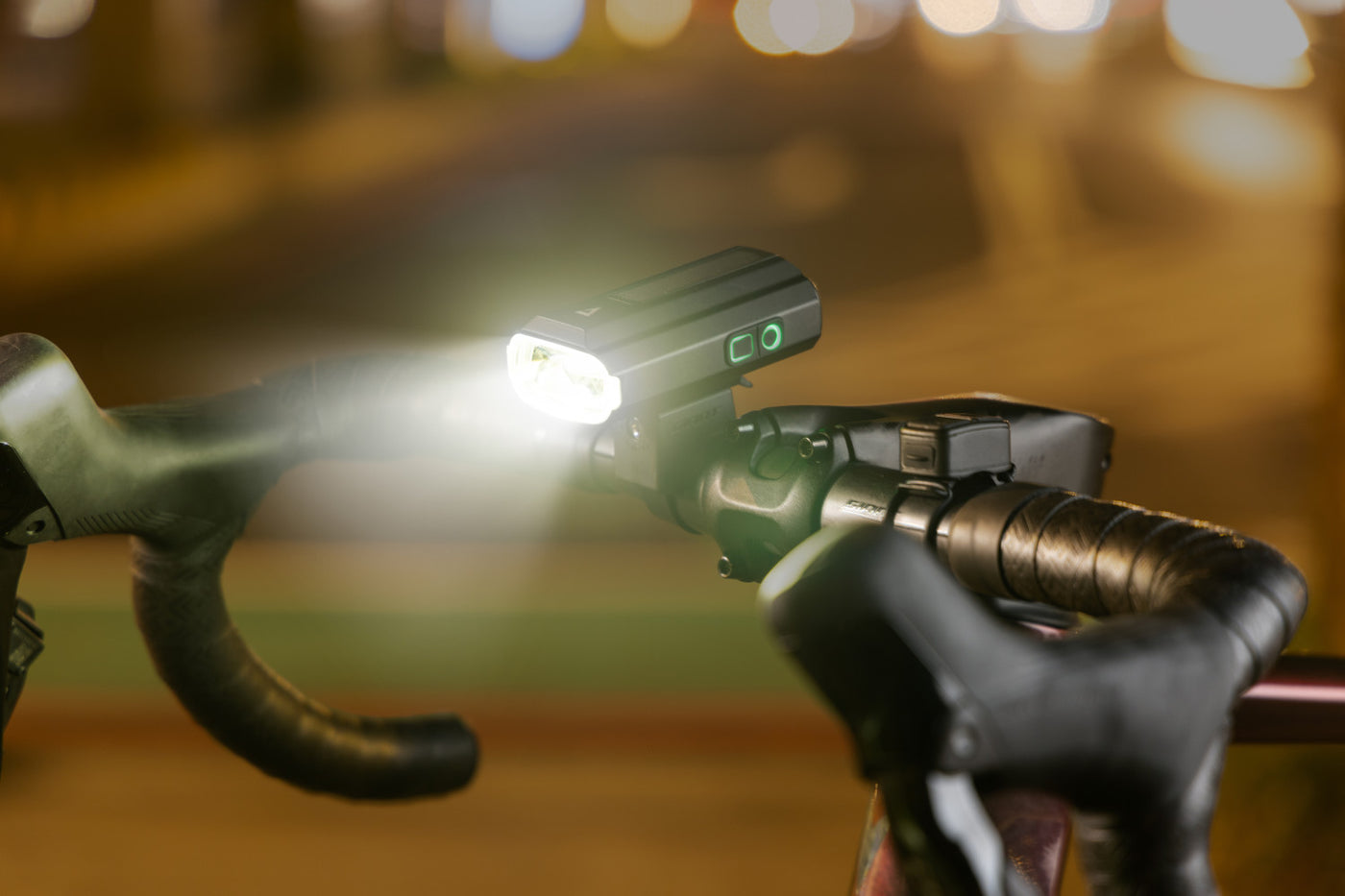 LIGHT GIANT RECON PLUS HL1200