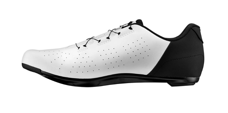 GIANT SURGE 3 MATTE WHITE/BLACK SHOES