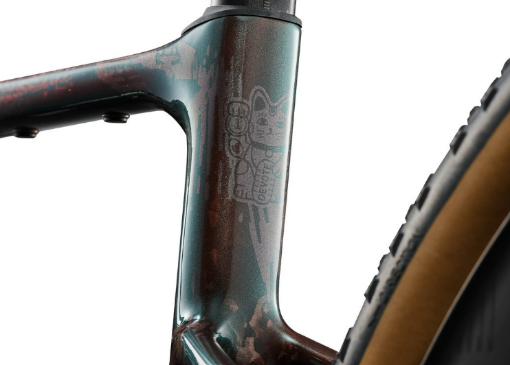 2027 LIV DEVOTE ADVANCED SL 0