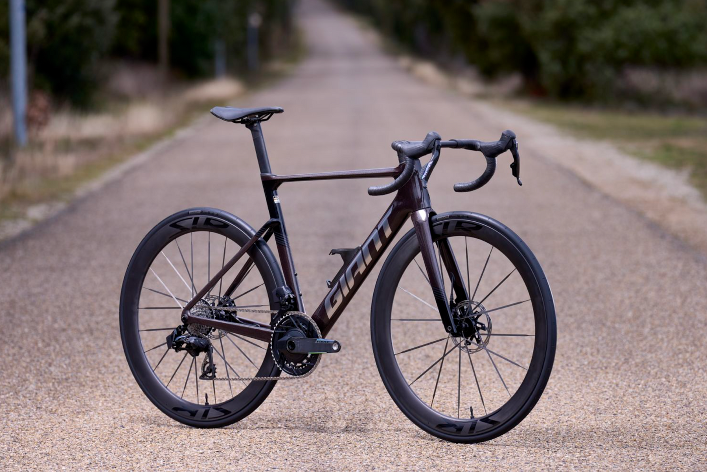 2027 GIANT PROPEL ADVANCED PRO 0 AXS