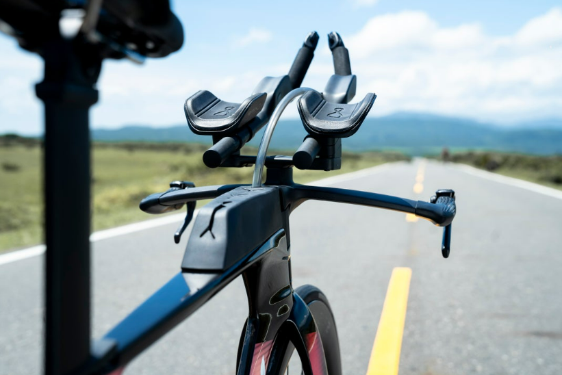 2025 LIV AVOW ADVANCED SL