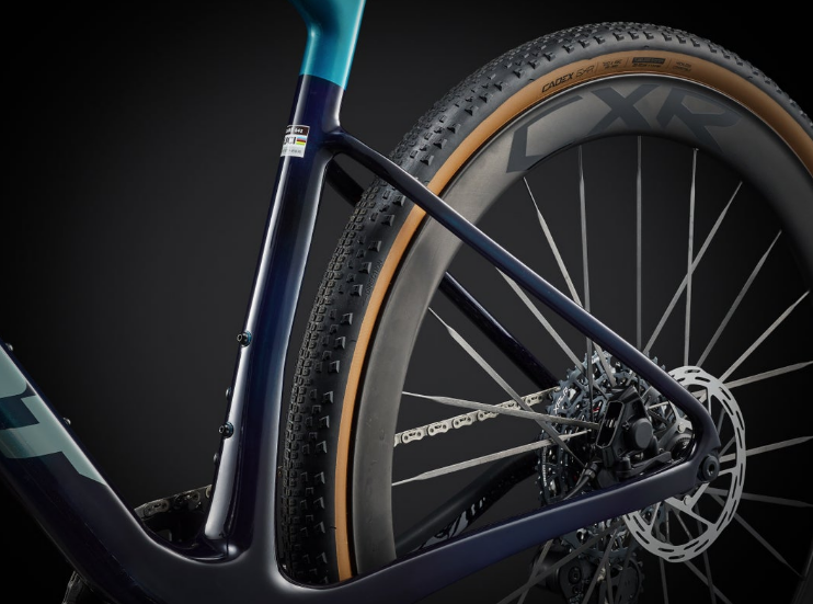 2027 GIANT REVOLT ADVANCED SL 2